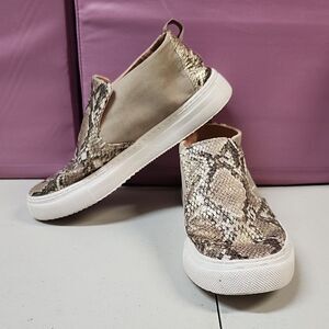 Hey Dude Women's 6 Peyton Snake Brown Shoe